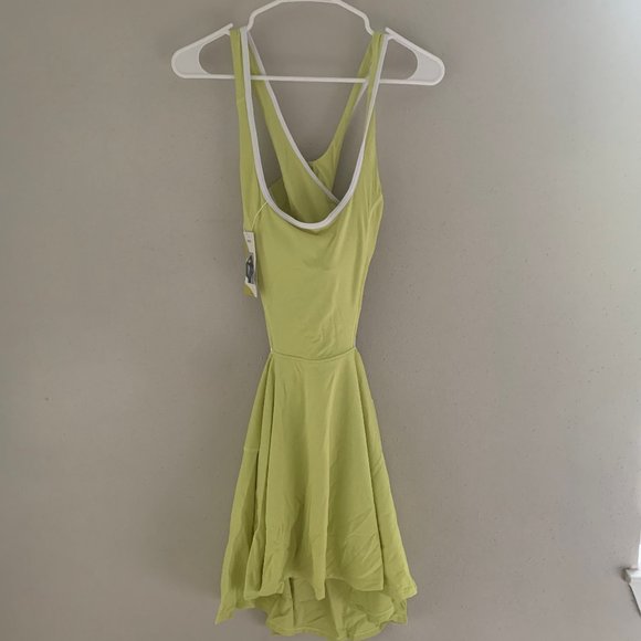 HALARA Dresses Tennis Green Athletic Sports Dress W Open Back